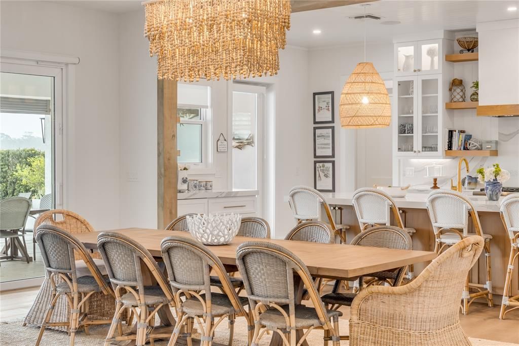 Chandelier, Dining room, Interior, Recessed Lighting