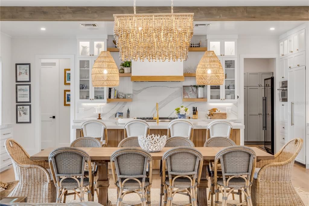 Chandelier, Dining room, Interior, Recessed Lighting