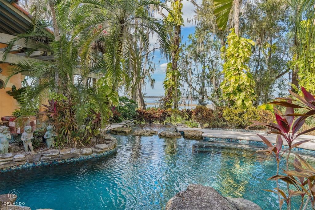 Exterior, Pool