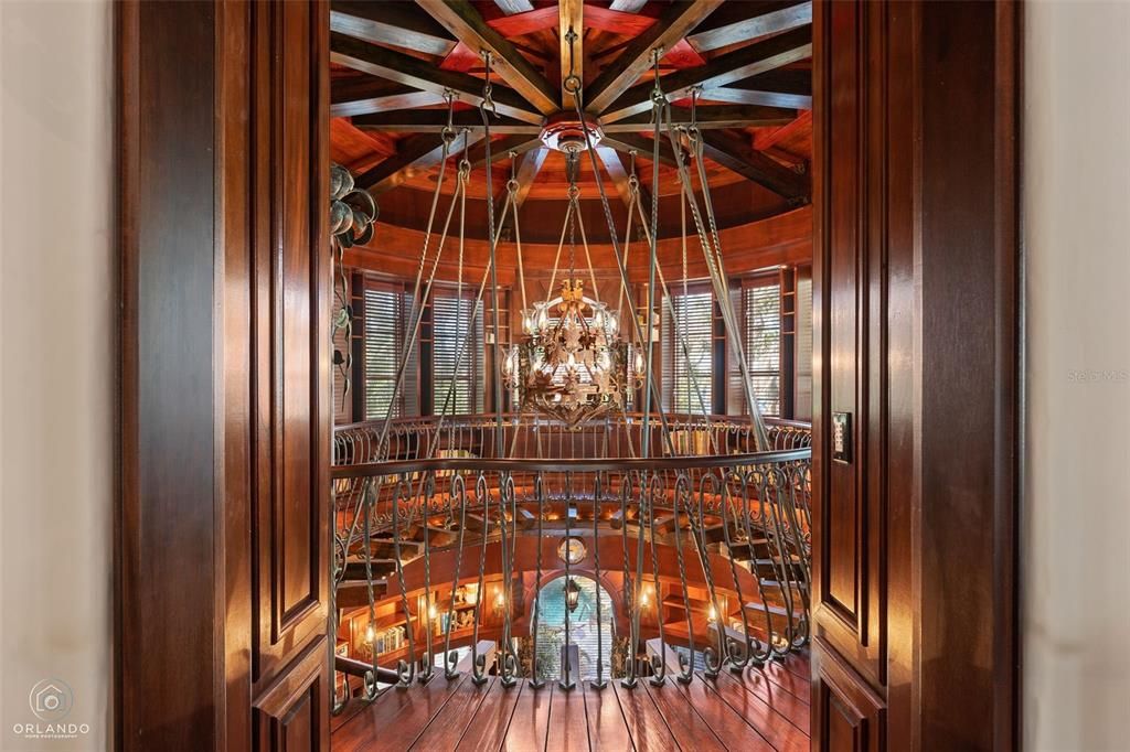 Chandelier, Interior, Wine Storage