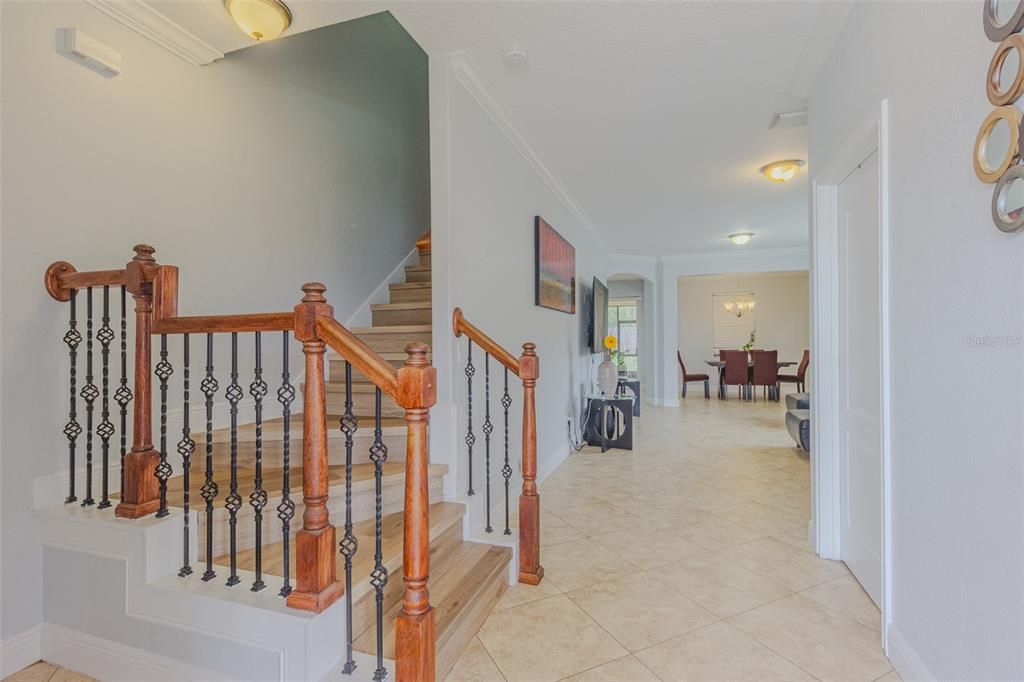 Dining room, Interior