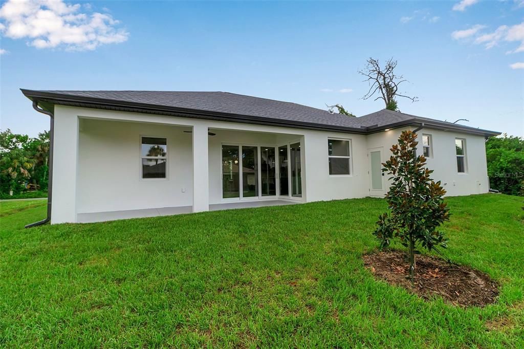 Backyard, Exterior