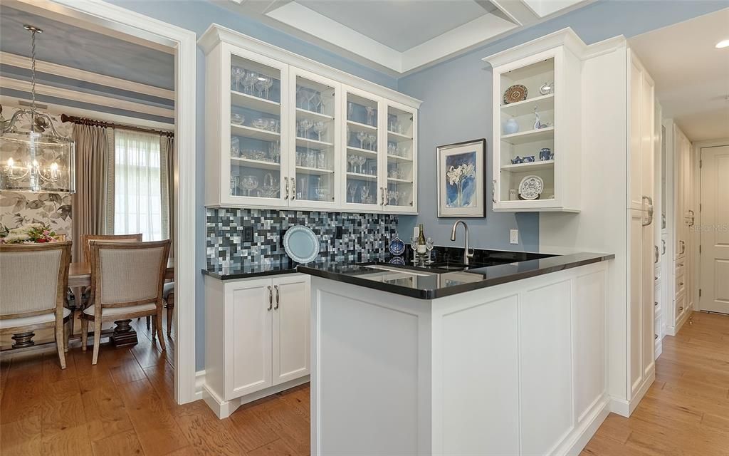 Dining room, Interior, Pendant Lights, Recessed Lighting, Wood Texture Flooring