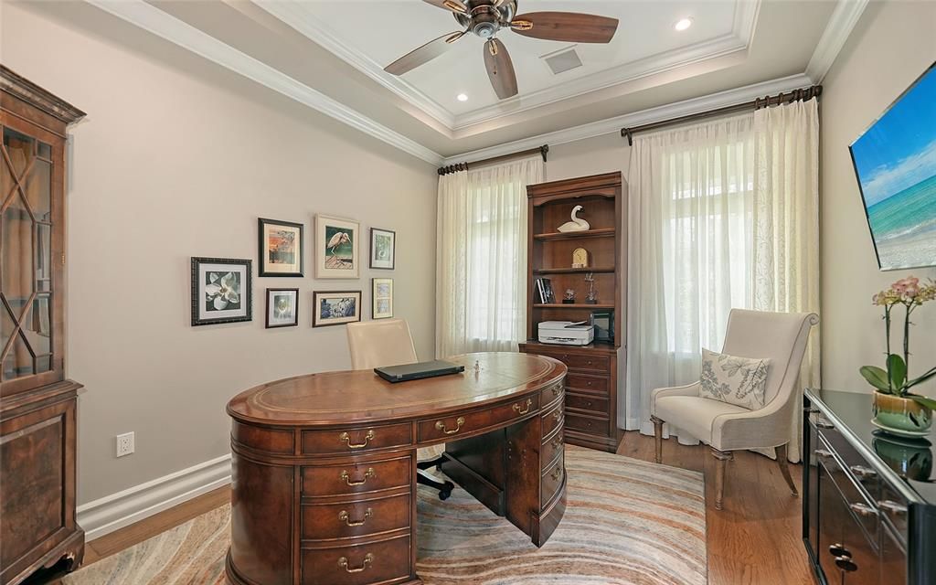 Home Office, Interior, Recessed Lighting, Wood Texture Flooring