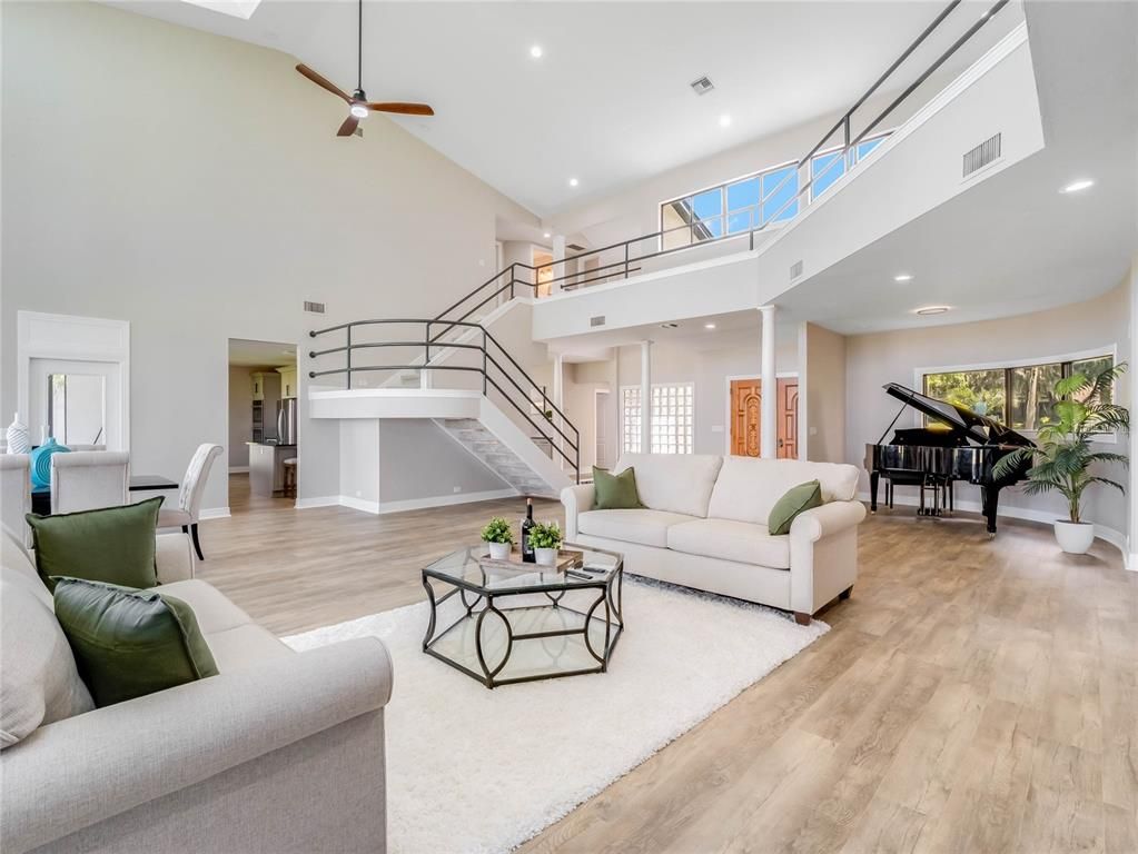 Interior, Living room, Piano, Recessed Lighting, Wood Texture Flooring