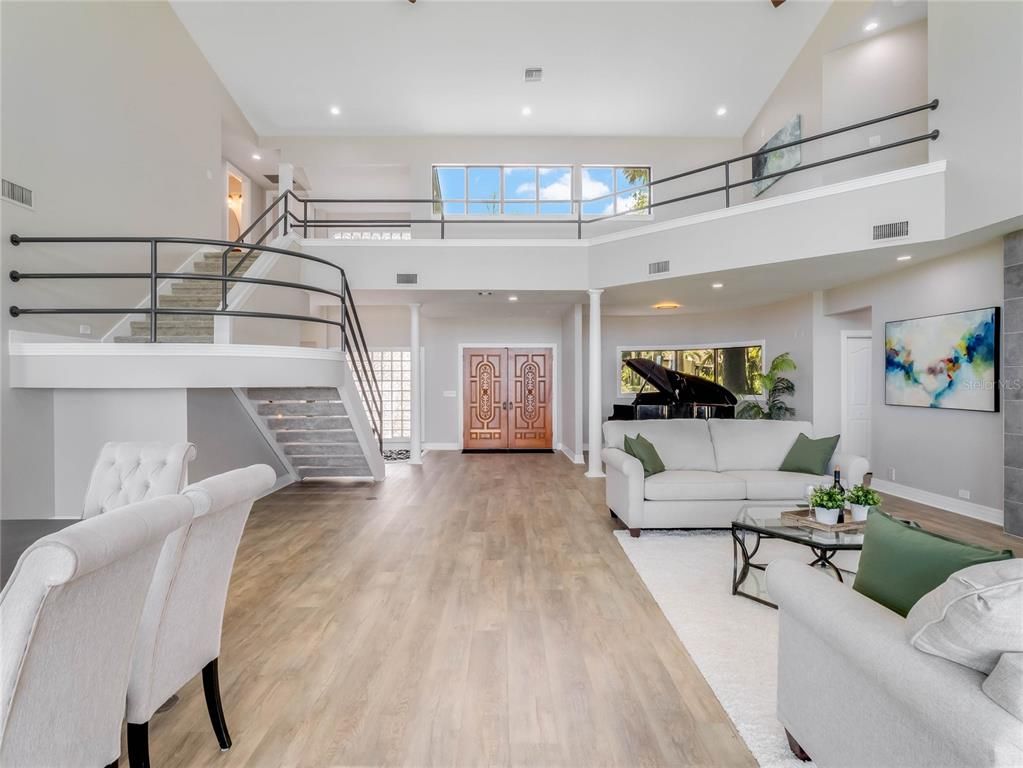 Interior, Living room, Piano, Recessed Lighting, Wood Texture Flooring