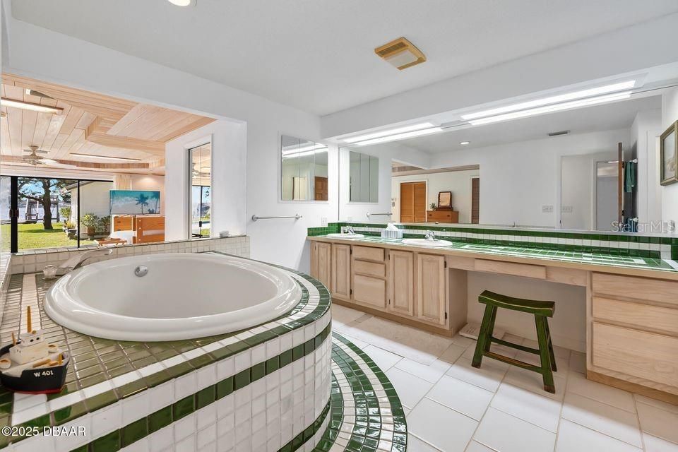 Bathroom, Interior, Recessed Lighting, Wooden Ceilings