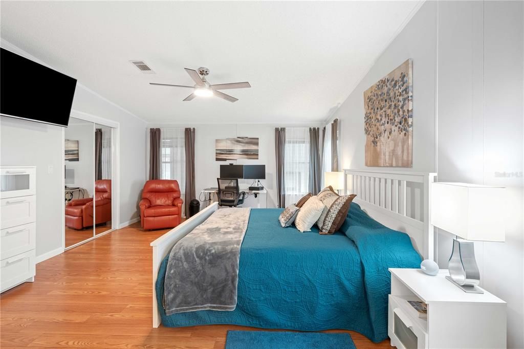 Bedroom, Home Office, Interior, Wood Texture Flooring