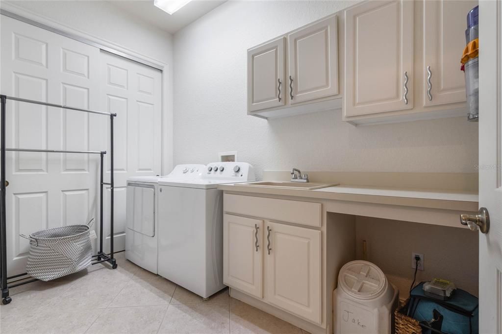 Interior, Washer