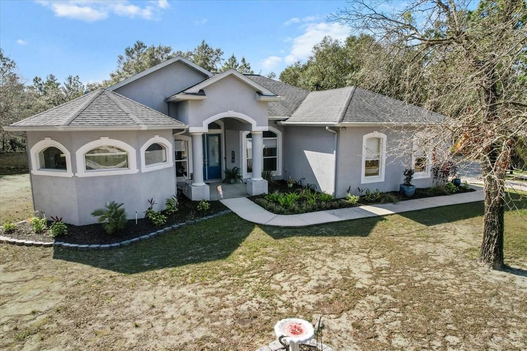 Backyard, Exterior, Facade, French Provincial