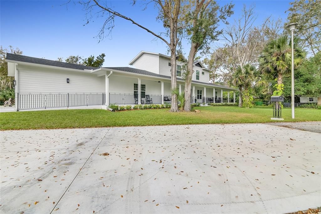 Backyard, Exterior