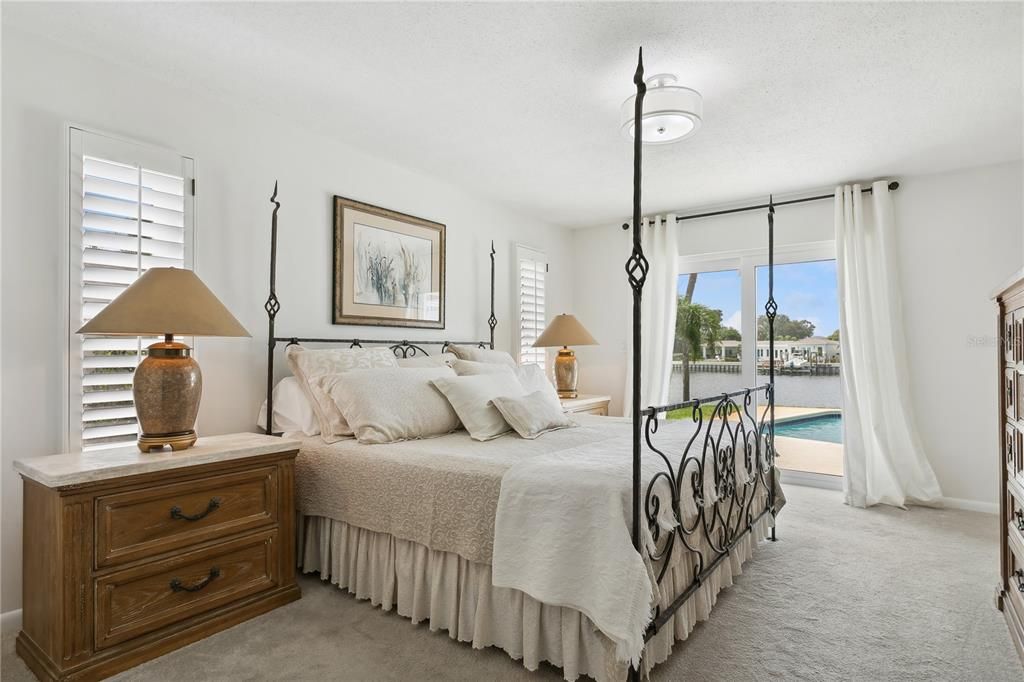 Bedroom, Interior, Water