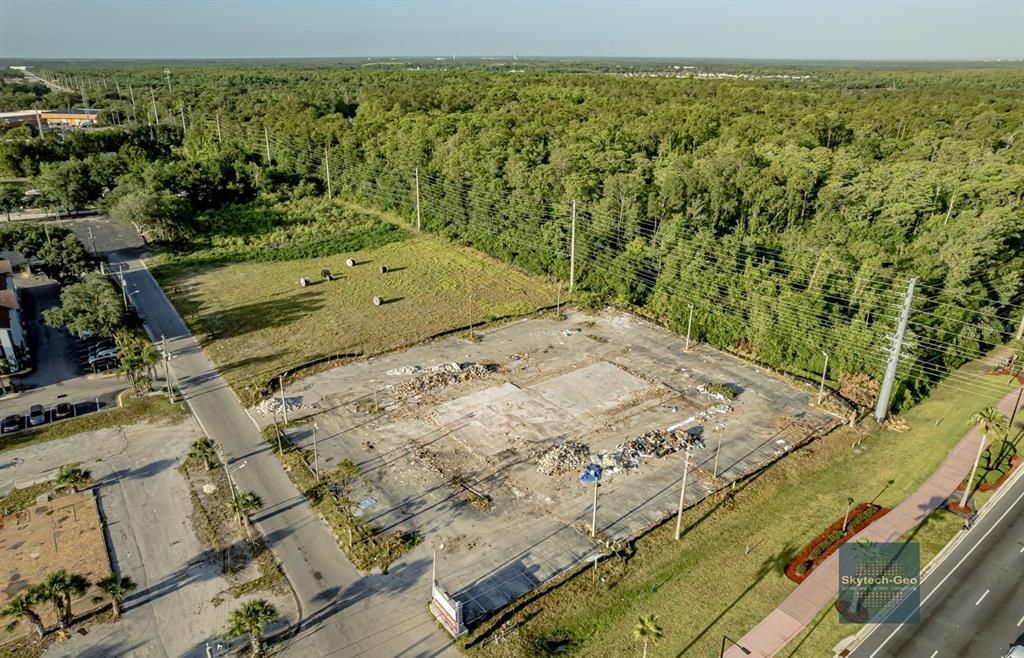 Exterior, Drone