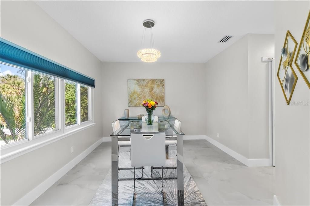 Chandelier, Dining room, Interior, Marble, Pendant Lights