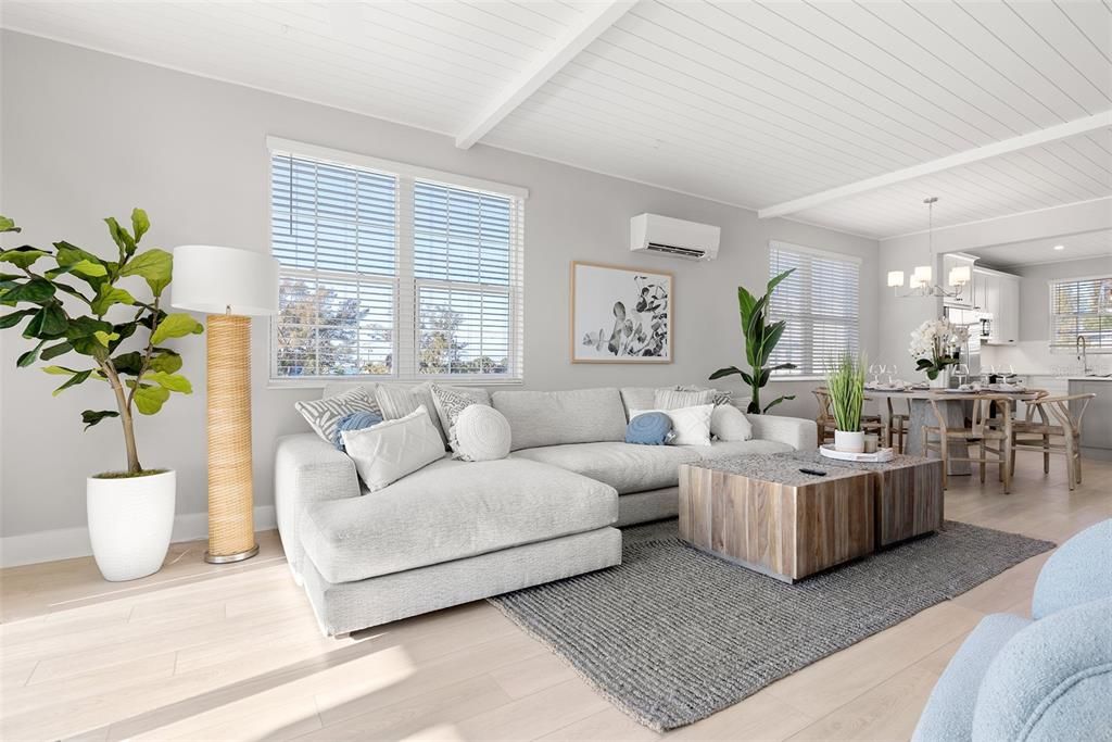 Chandelier, Dining room, Interior, Living room, Pendant Lights, Recessed Lighting, Wood Texture Flooring