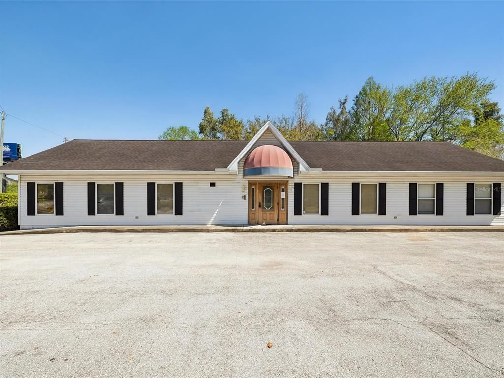 Exterior, Facade, Cape Cod
