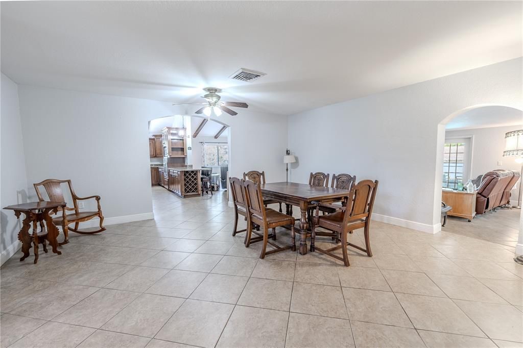 Dining room, Interior