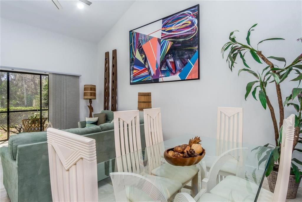 Dining room, Interior, Living room, Recessed Lighting