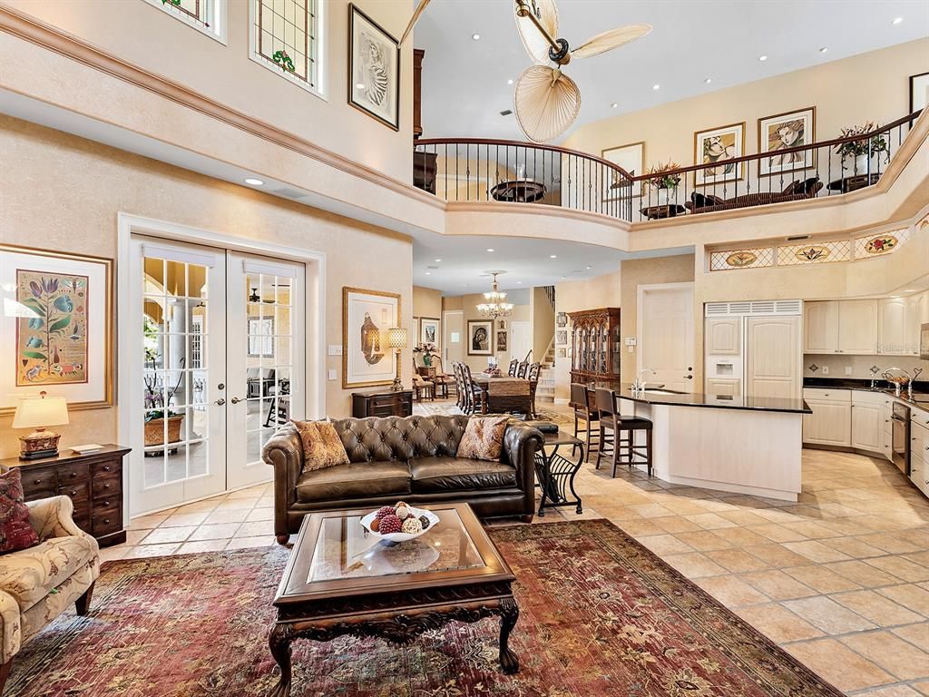 Chandelier, Dining room, Interior, Kitchen, Living room, Pendant Lights, Recessed Lighting