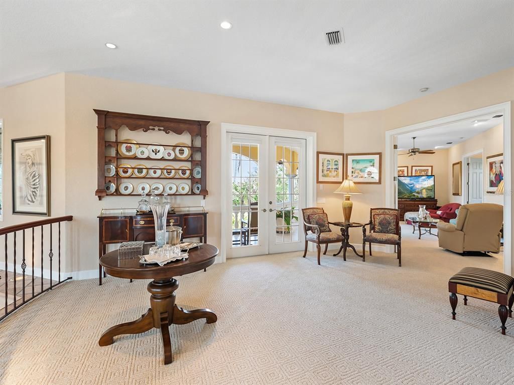 Fireplace, Interior, Living room, Recessed Lighting