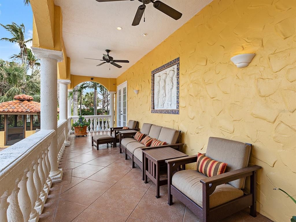 Exterior, Recessed Lighting