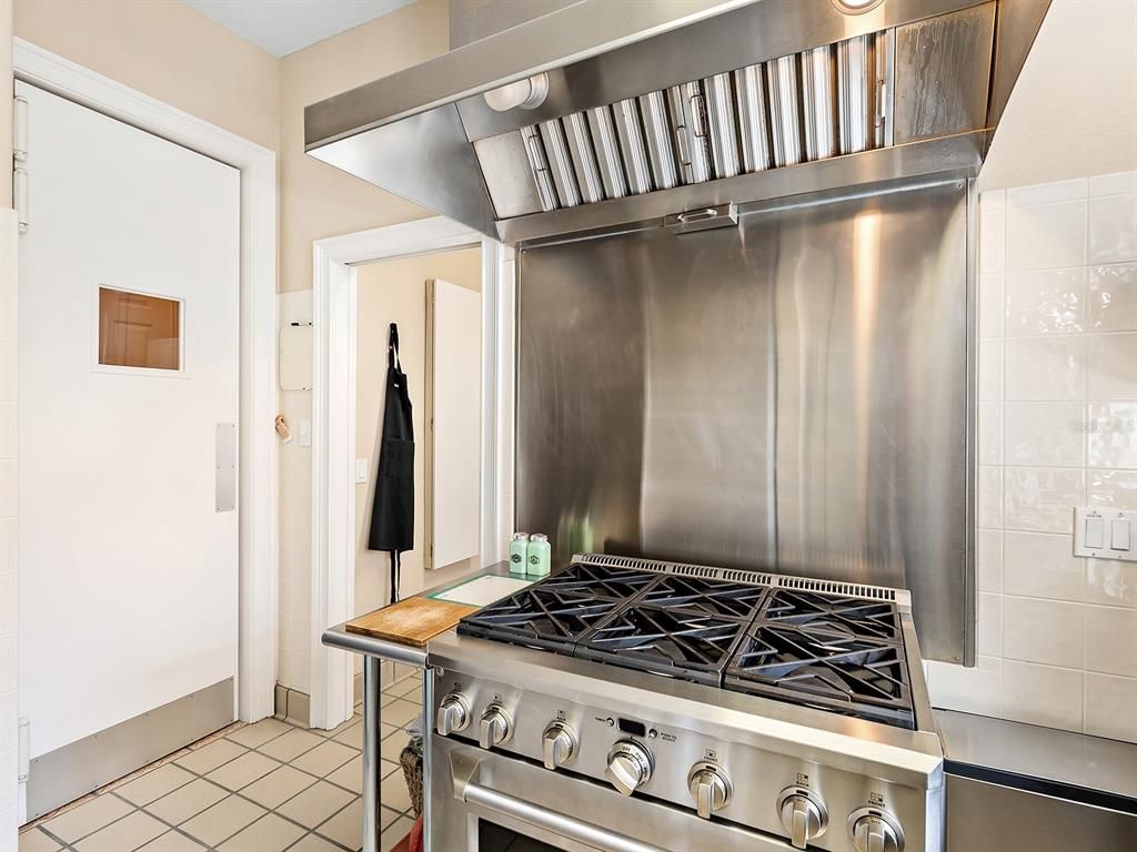 Interior, Kitchen, Stainless Steel Appliances