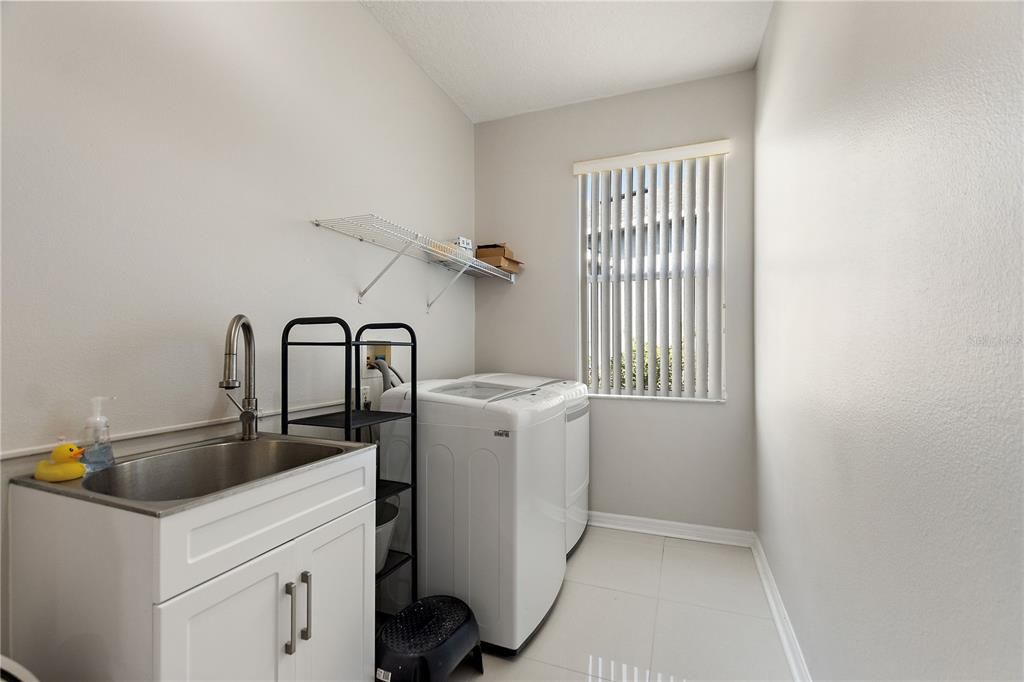 Interior, Washer