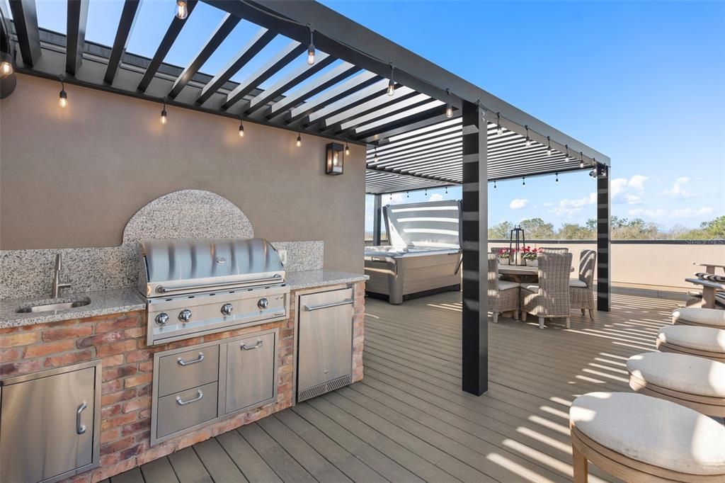 Exterior, Outdoor Kitchen