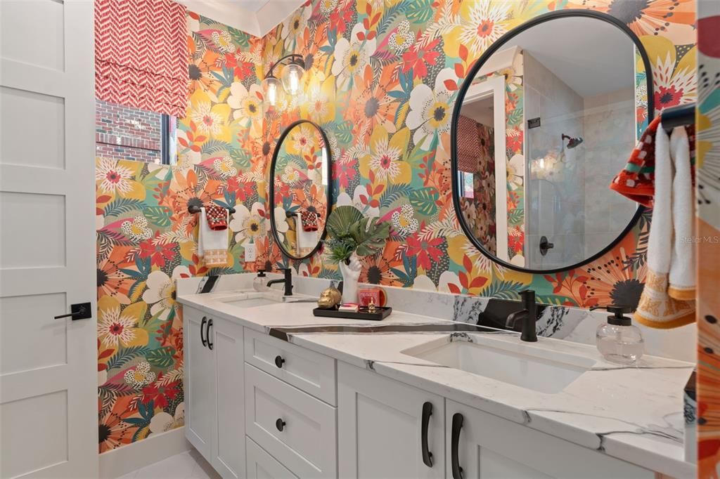 Bathroom, Dual Sink Vanities, Interior