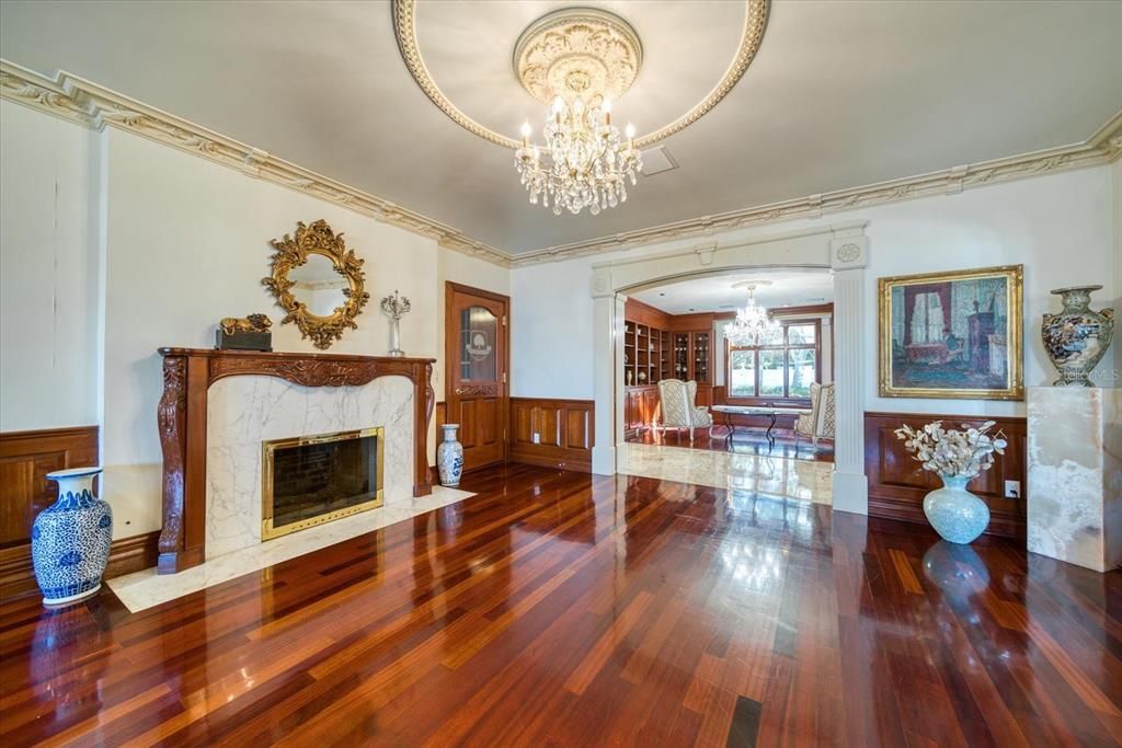 Chandelier, Dining room, Fireplace, Interior, Wood Texture Flooring