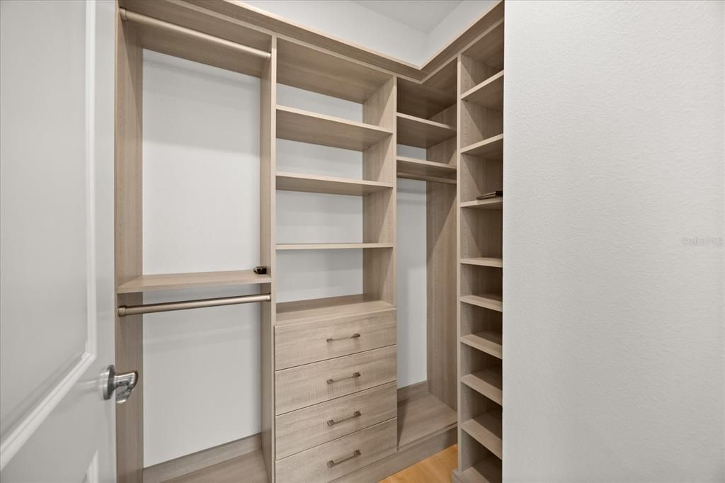 Interior, Walk-in Closets, Wood Texture Flooring