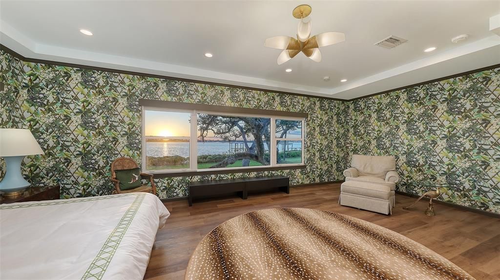 Bedroom, Interior, Recessed Lighting, Water, Wood Texture Flooring