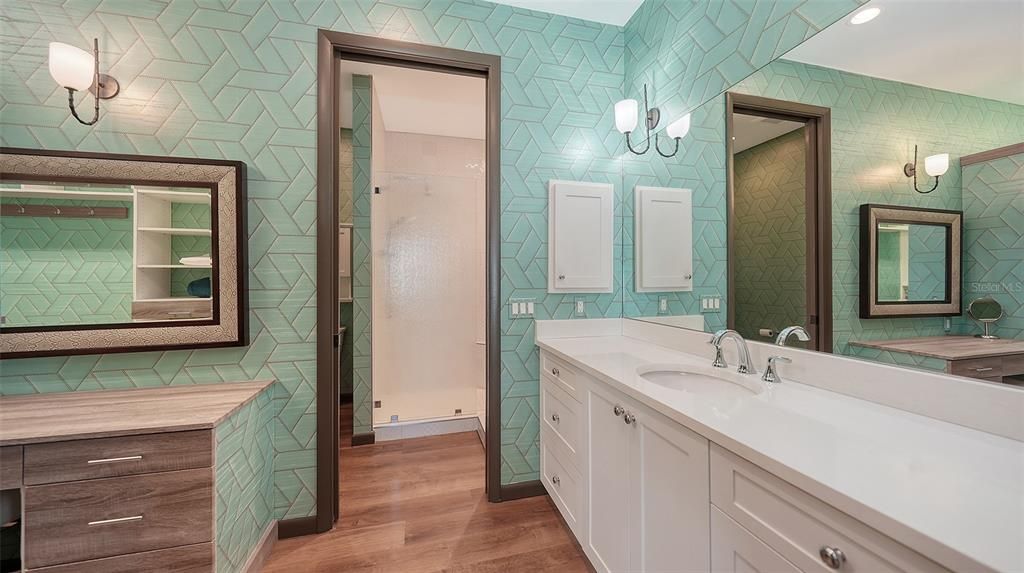 Bathroom, Dual Sink Vanities, Interior, Recessed Lighting, Wood Texture Flooring