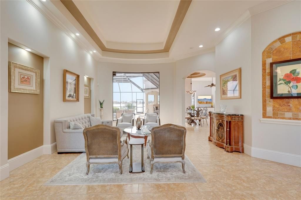 Dining room, Interior, Pendant Lights, Recessed Lighting