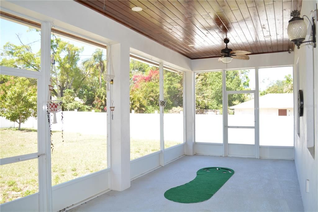 Interior, Recessed Lighting, Sun Room, Wooden Ceilings