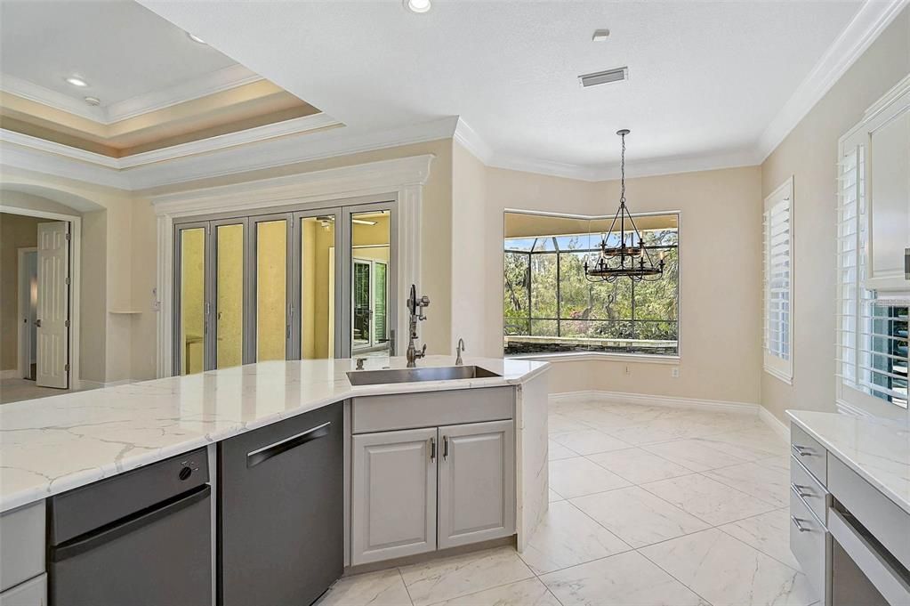 Chandelier, Interior, Kitchen, Marble, Pendant Lights, Recessed Lighting