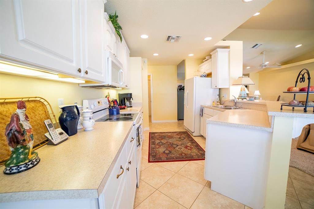 Interior, Kitchen, Recessed Lighting