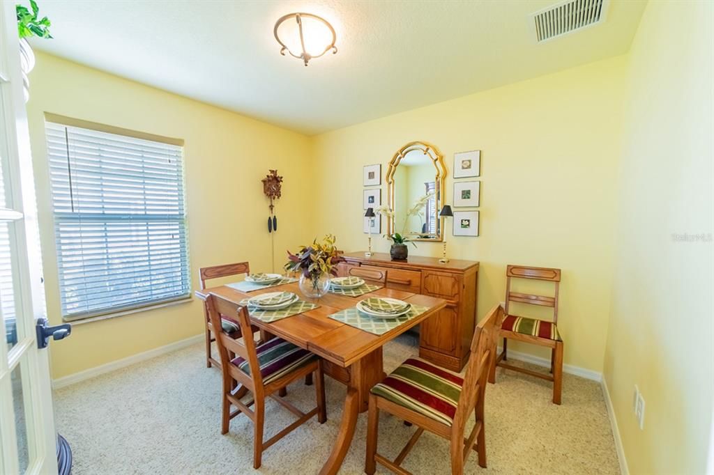 Dining room, Interior