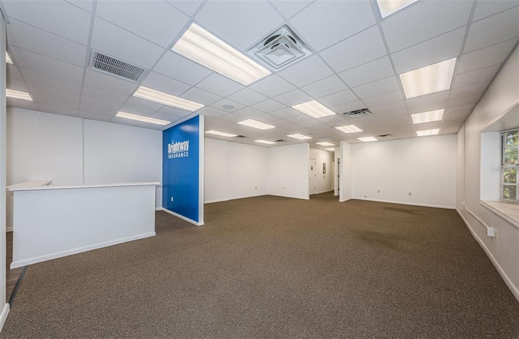 Empty room, Interior, Recessed Lighting