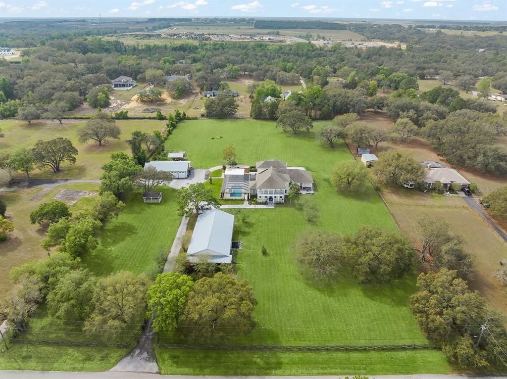 Exterior, Drone