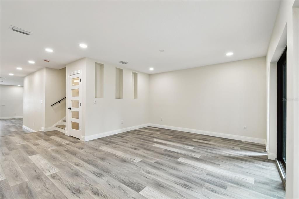 Empty room, Interior, Recessed Lighting, Wood Texture Flooring