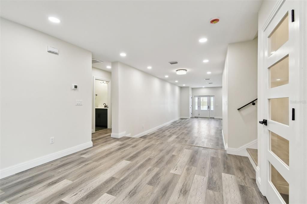 Empty room, Interior, Recessed Lighting, Wood Texture Flooring