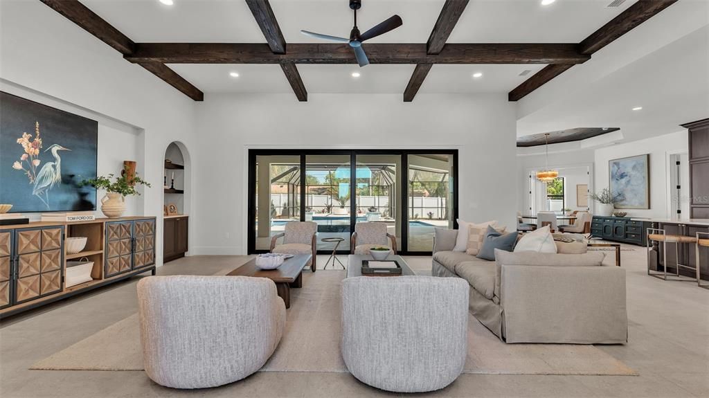 Dining room, Interior, Living room, Pendant Lights, Recessed Lighting, Wooden Beams