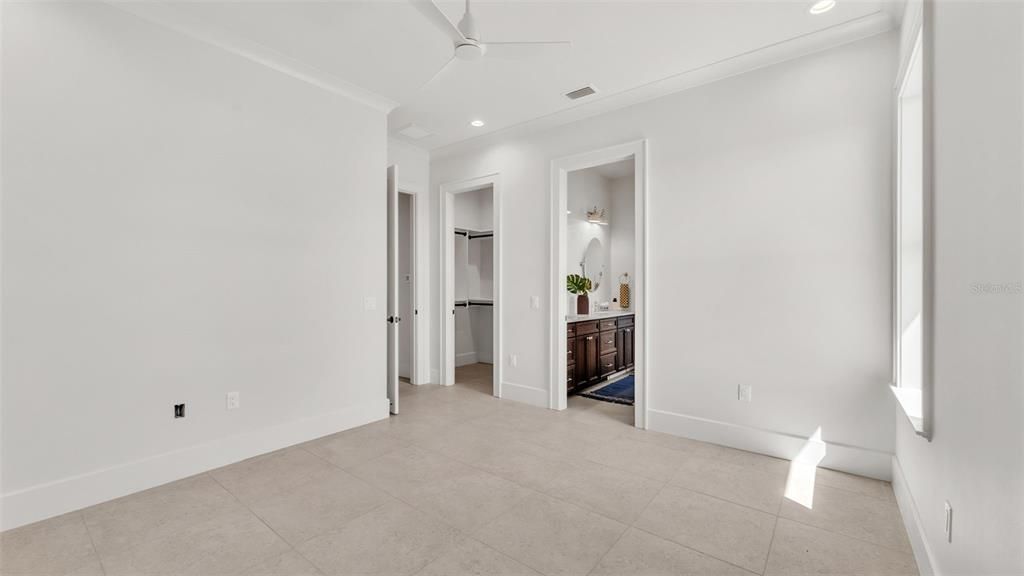 Empty room, Interior, Kitchen, Recessed Lighting