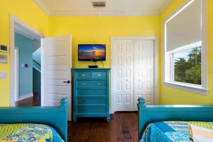 Bedroom, Interior, Wood Texture Flooring