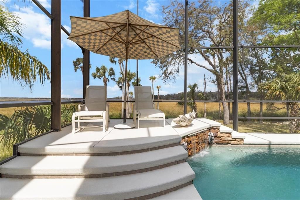 Exterior, Pool, Water