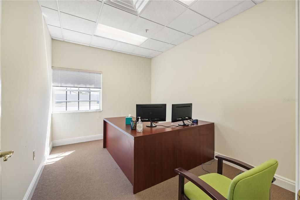 Home Office, Interior