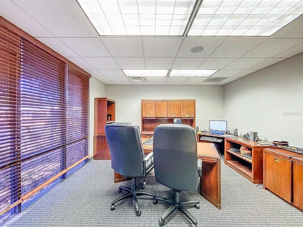 Home Office, Interior