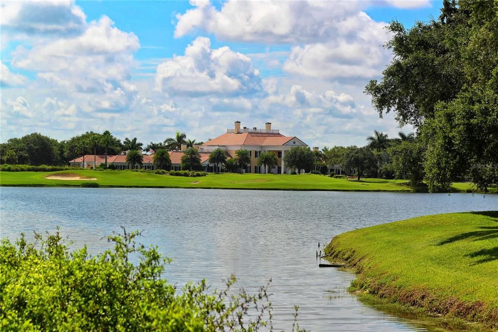 Exterior, Lake