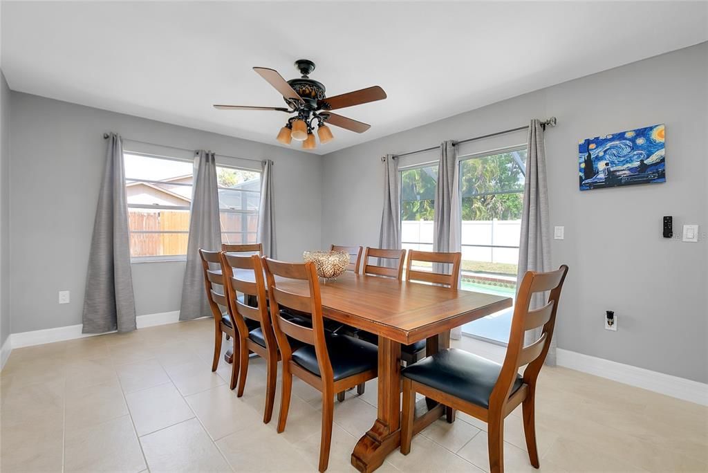 Dining room, Interior